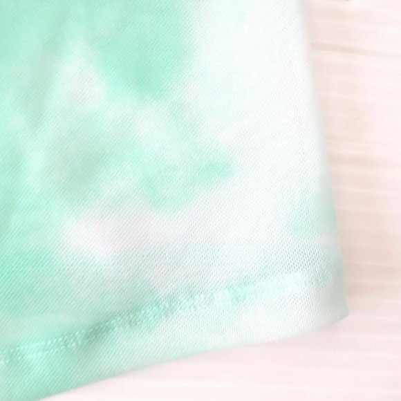 🆕 NIKE Icon Clash City Sleek Running Tank SIZE MEDIUM - Picture 7 of 13